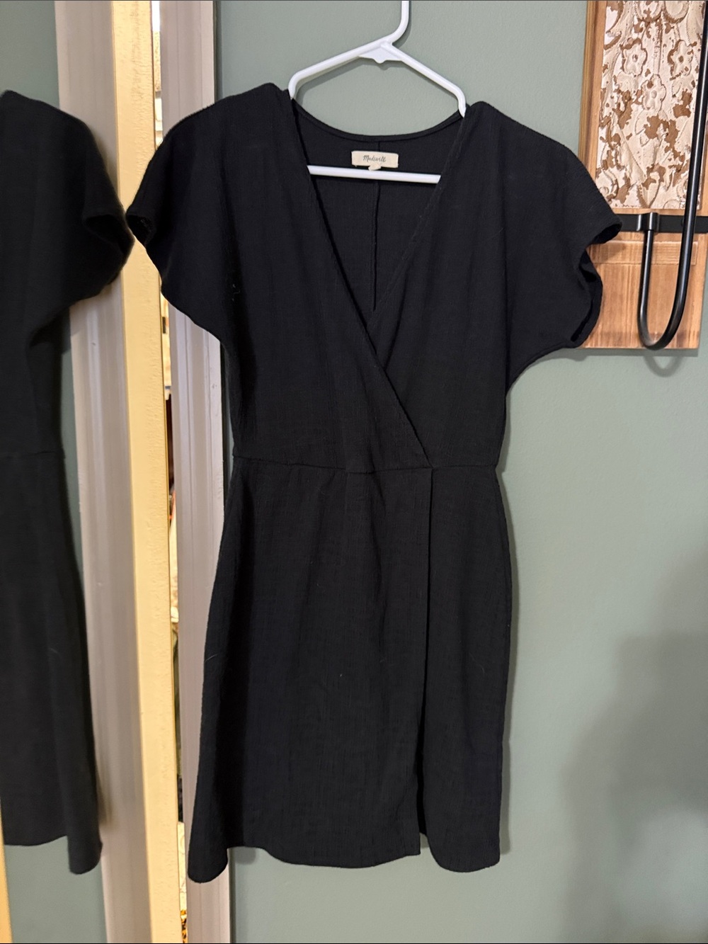 Madewell Black V-Neck Short Sleeve Wrap Dress